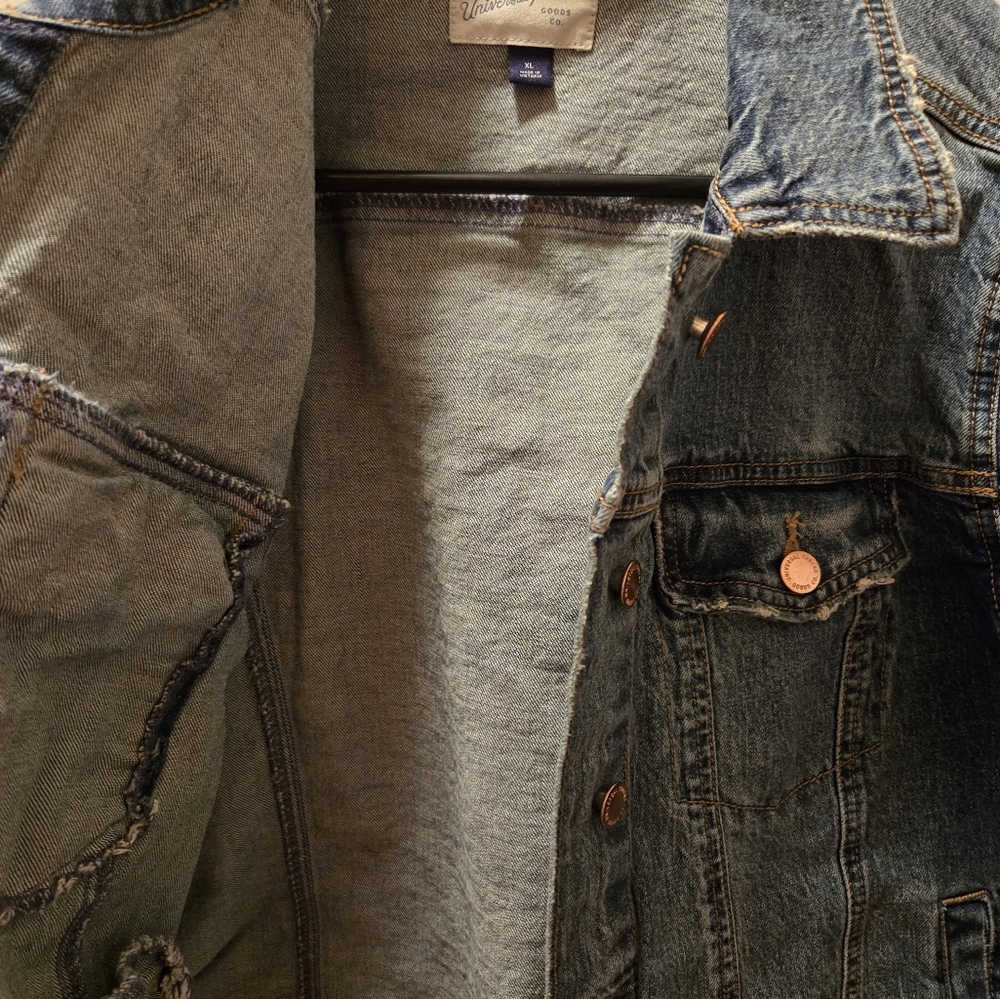 Universal Thread Denim Jacket - Picture 3 of 9
